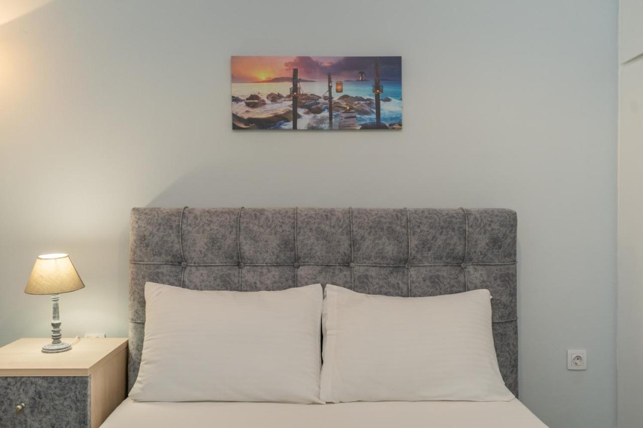 Comfy Apt Next To Metro Athen Exterior foto